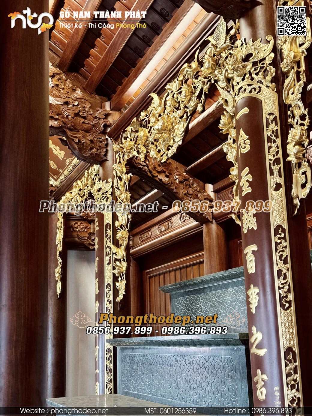 Cửa võng chạm khắc tinh xảo, hoàn thiện sắc nét từng chi tiết